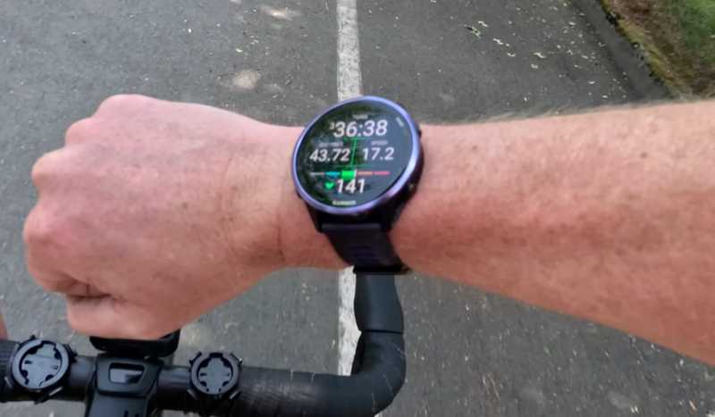 Forerunner 570 display